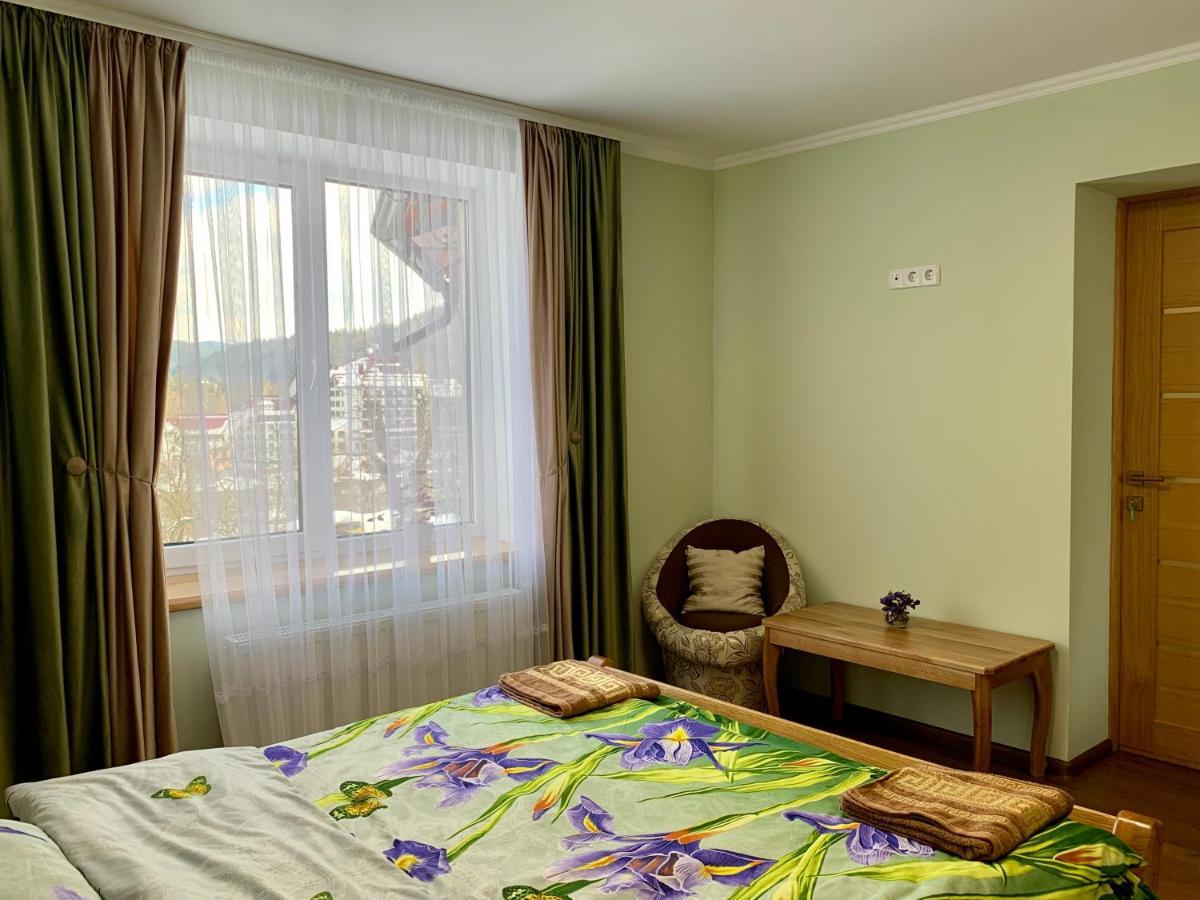 Apartmán Underhills House Jaremče Exteriér fotografie