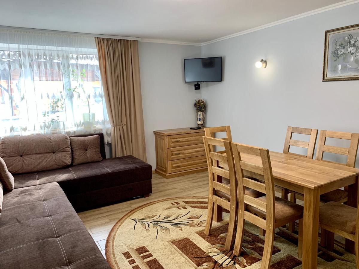 Apartmán Underhills House Jaremče Exteriér fotografie