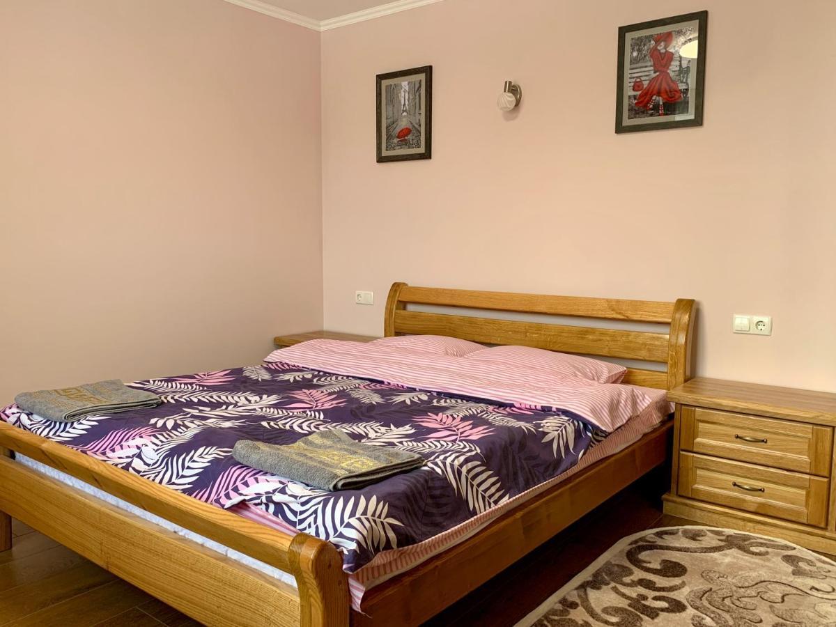 Apartmán Underhills House Jaremče Exteriér fotografie