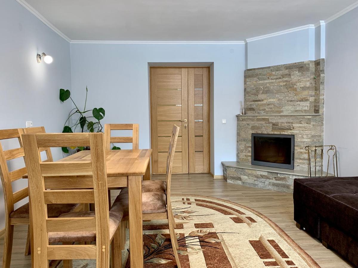 Apartmán Underhills House Jaremče Exteriér fotografie