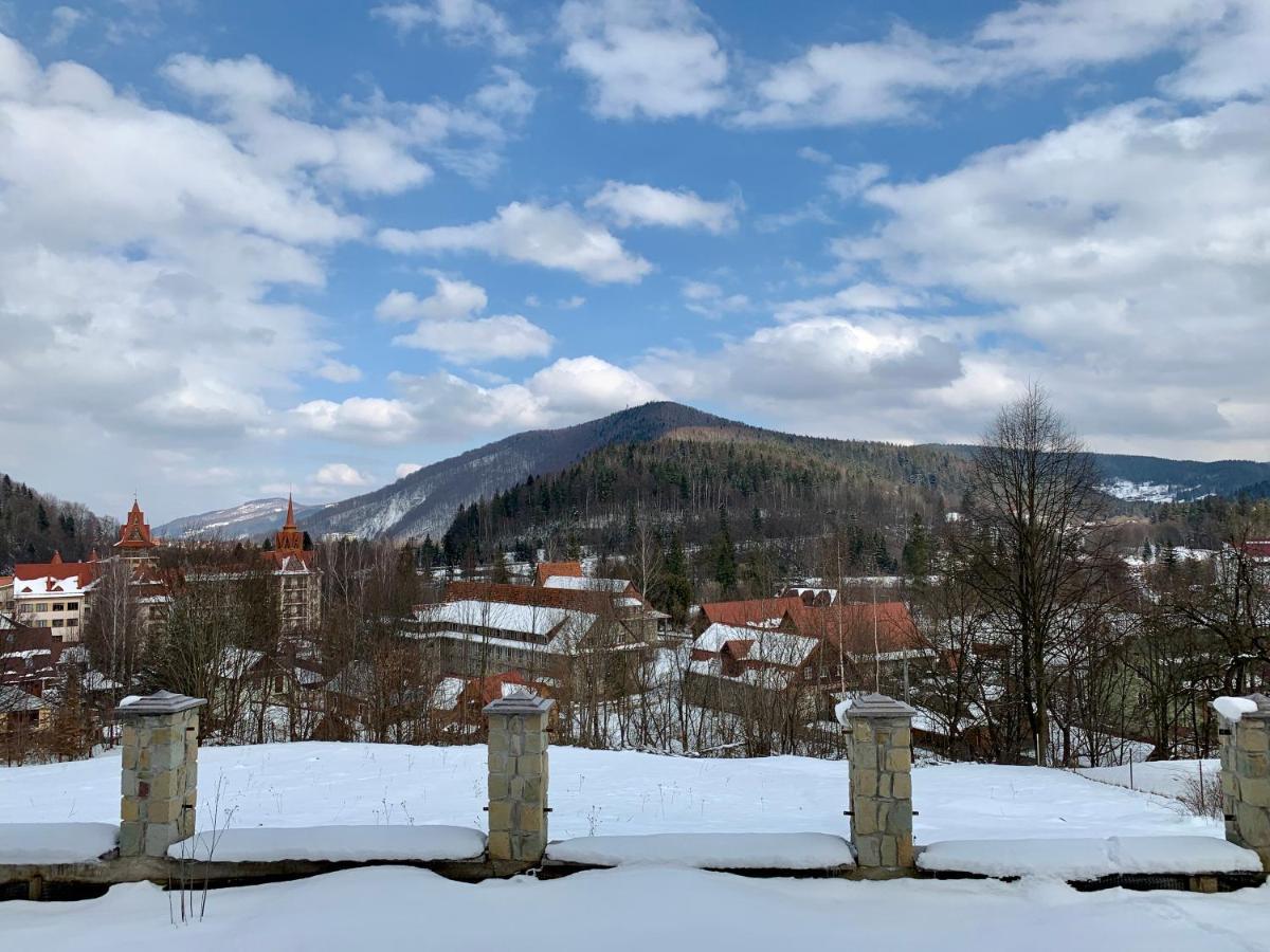 Apartmán Underhills House Jaremče Exteriér fotografie