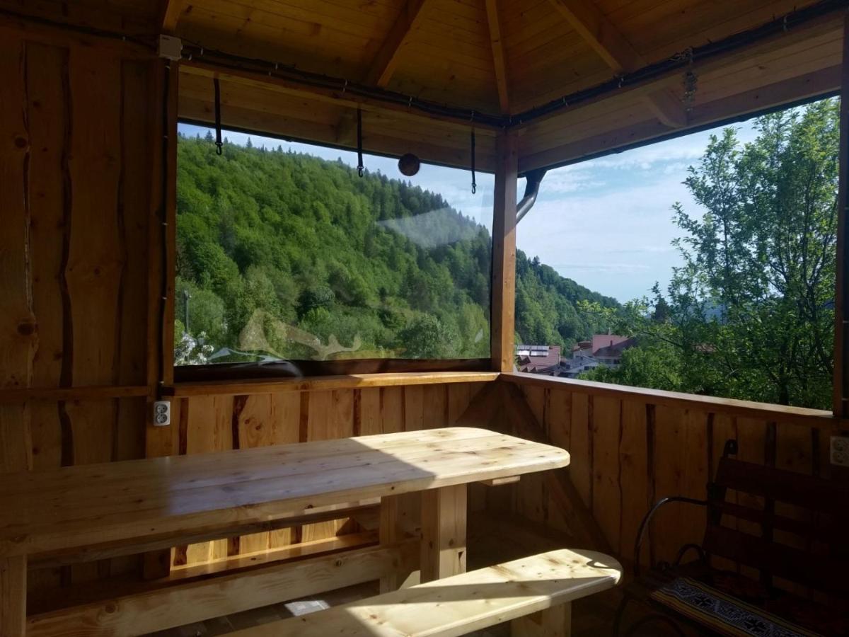 Apartmán Underhills House Jaremče Exteriér fotografie