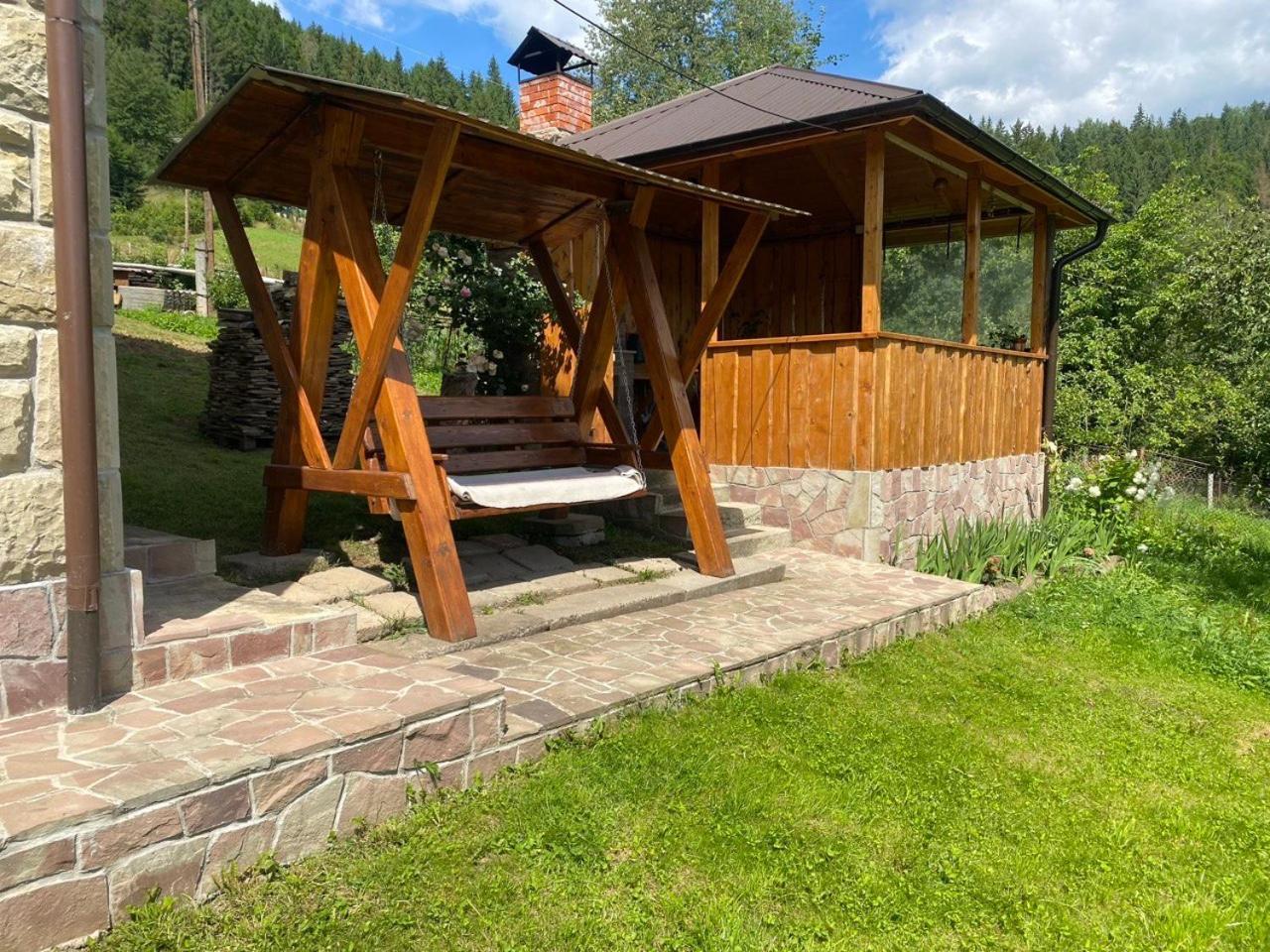 Apartmán Underhills House Jaremče Exteriér fotografie